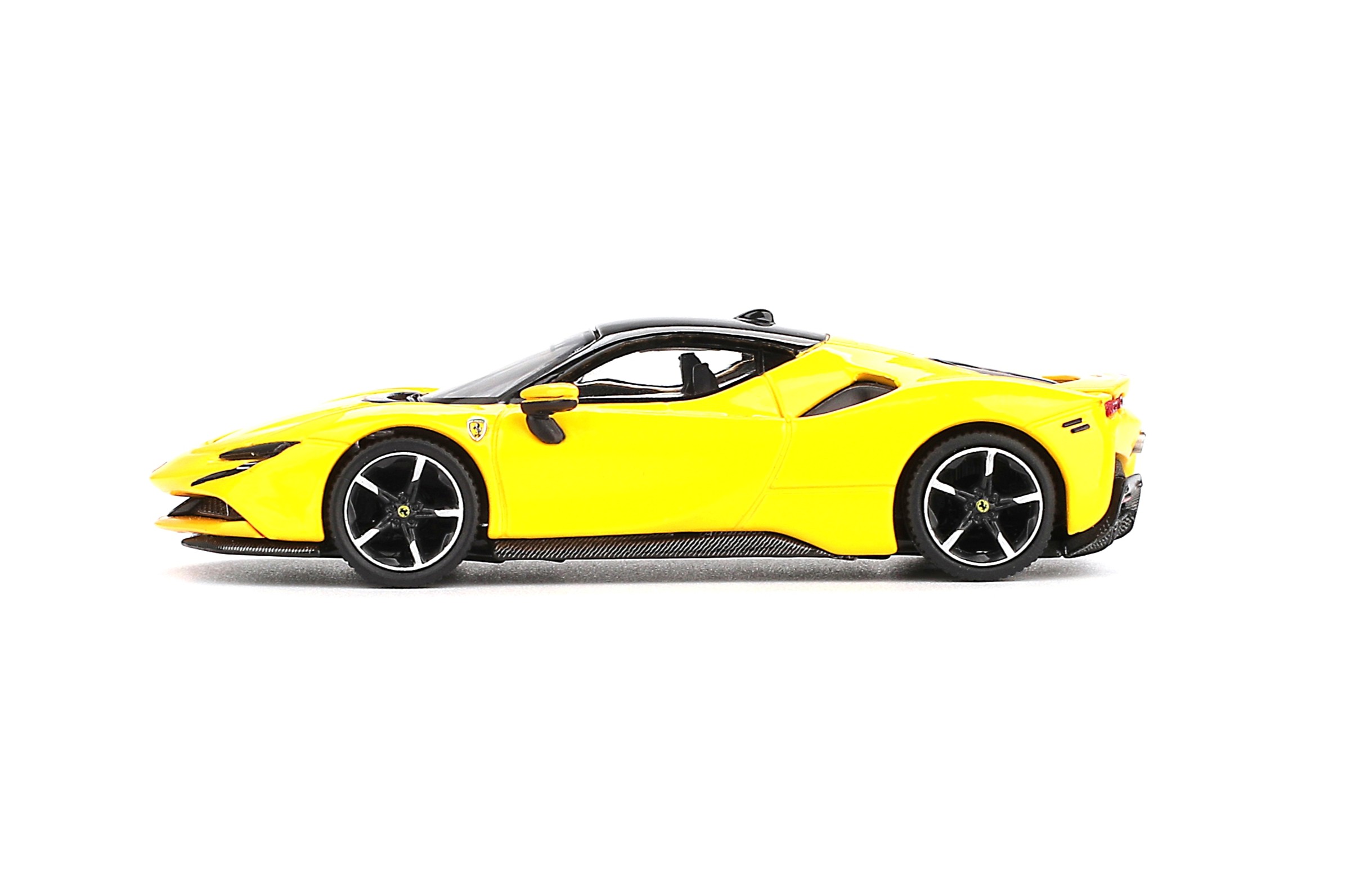 Ferrari SF90 2024 giallo modena 1:64 B.B.R.