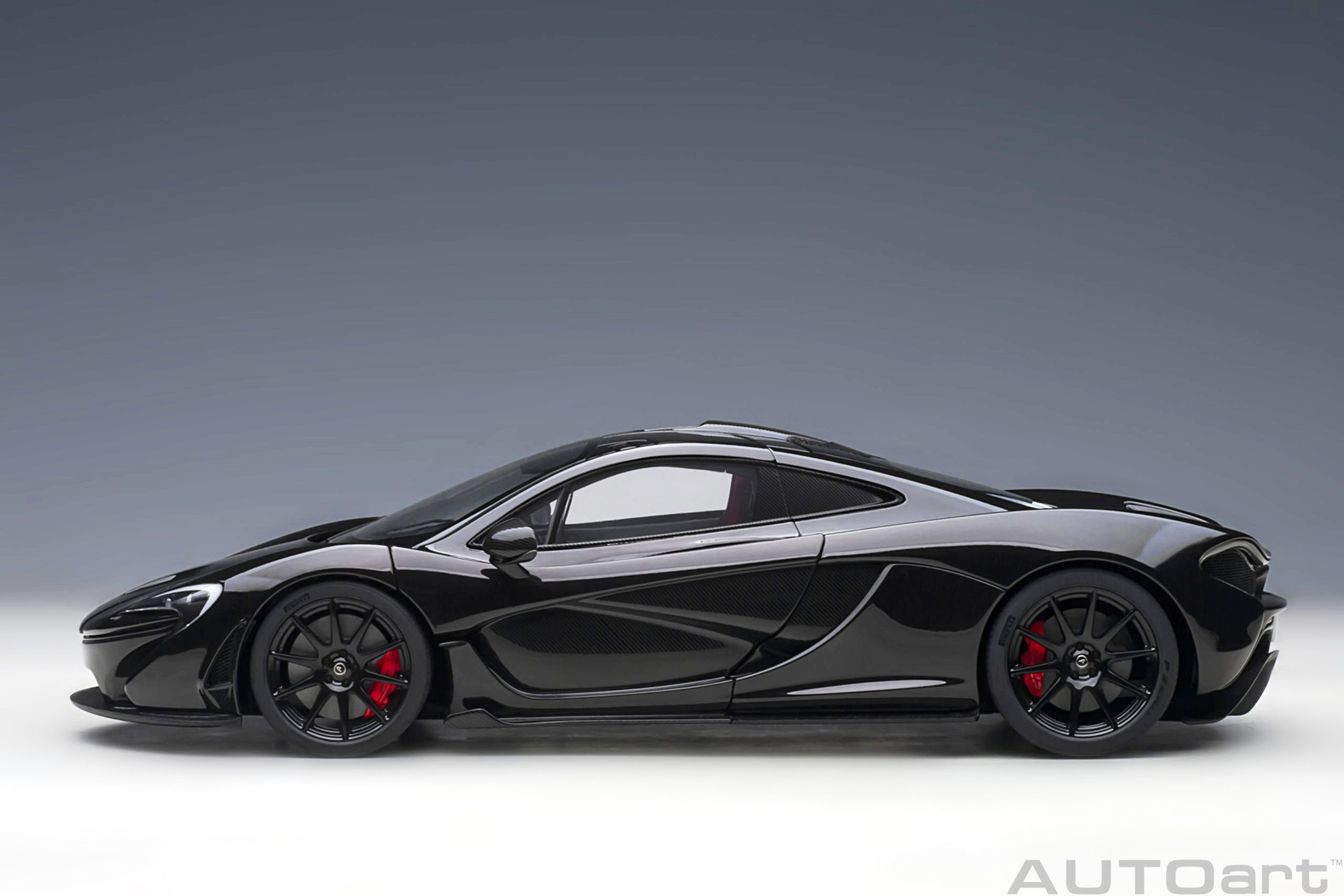 McLaren P1 2013 fire black/red/black interior 1:18 AUTOart