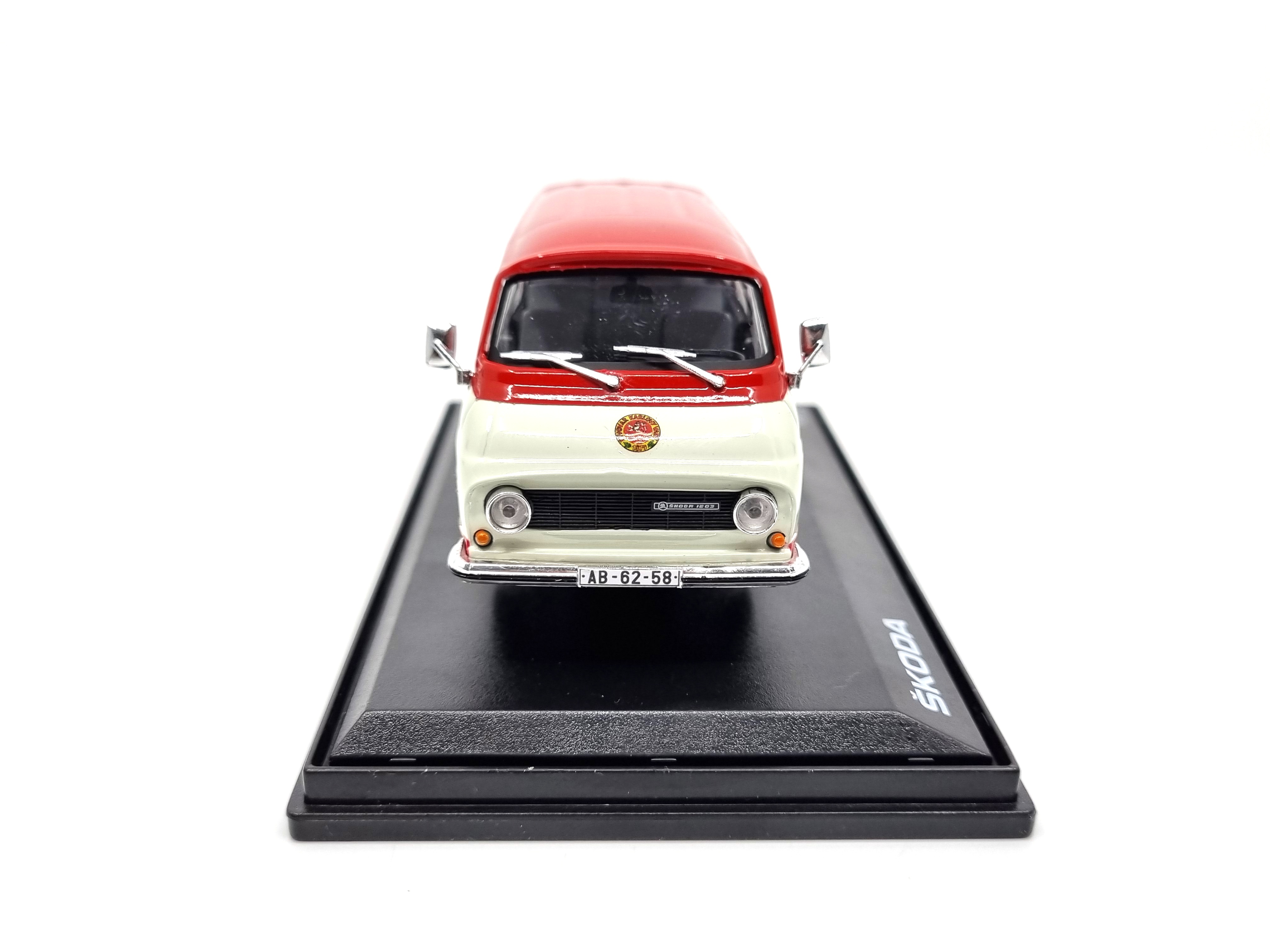 Škoda 1203 Pivovar Karlovy Vary 1:43 Svět autíček