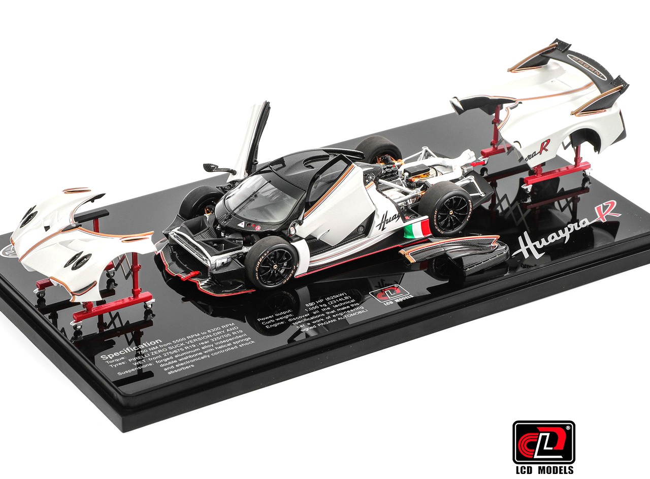 Pagani Huayra R white 1:43 LCD Model