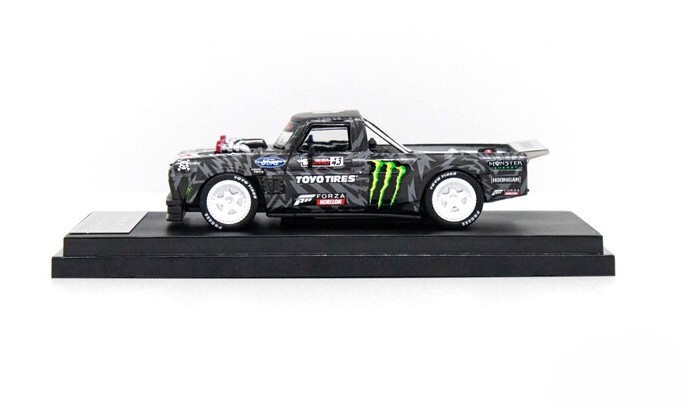 Ford F-150 *Monster* 1:64 Street Weapon