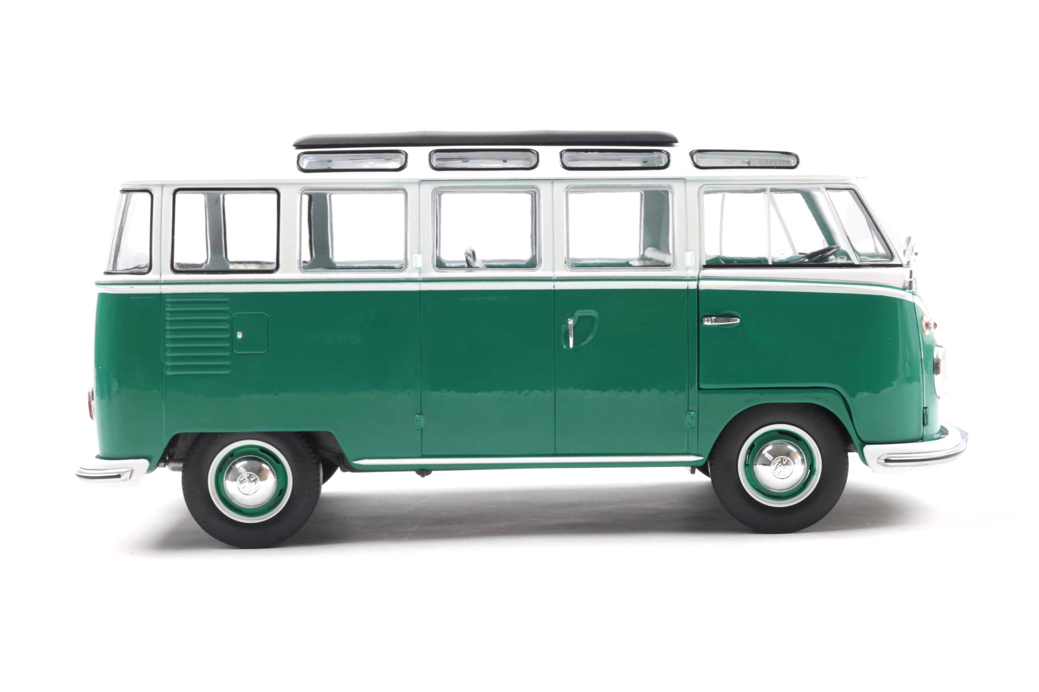 Volkswagen T1 Samba 1962 green/white 1:18 Solido