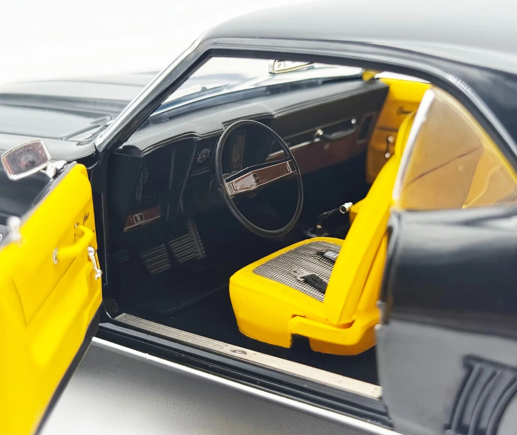 Chevrolet COPO Camaro 1 of 1 1969 black 1:18 Acme Diecast