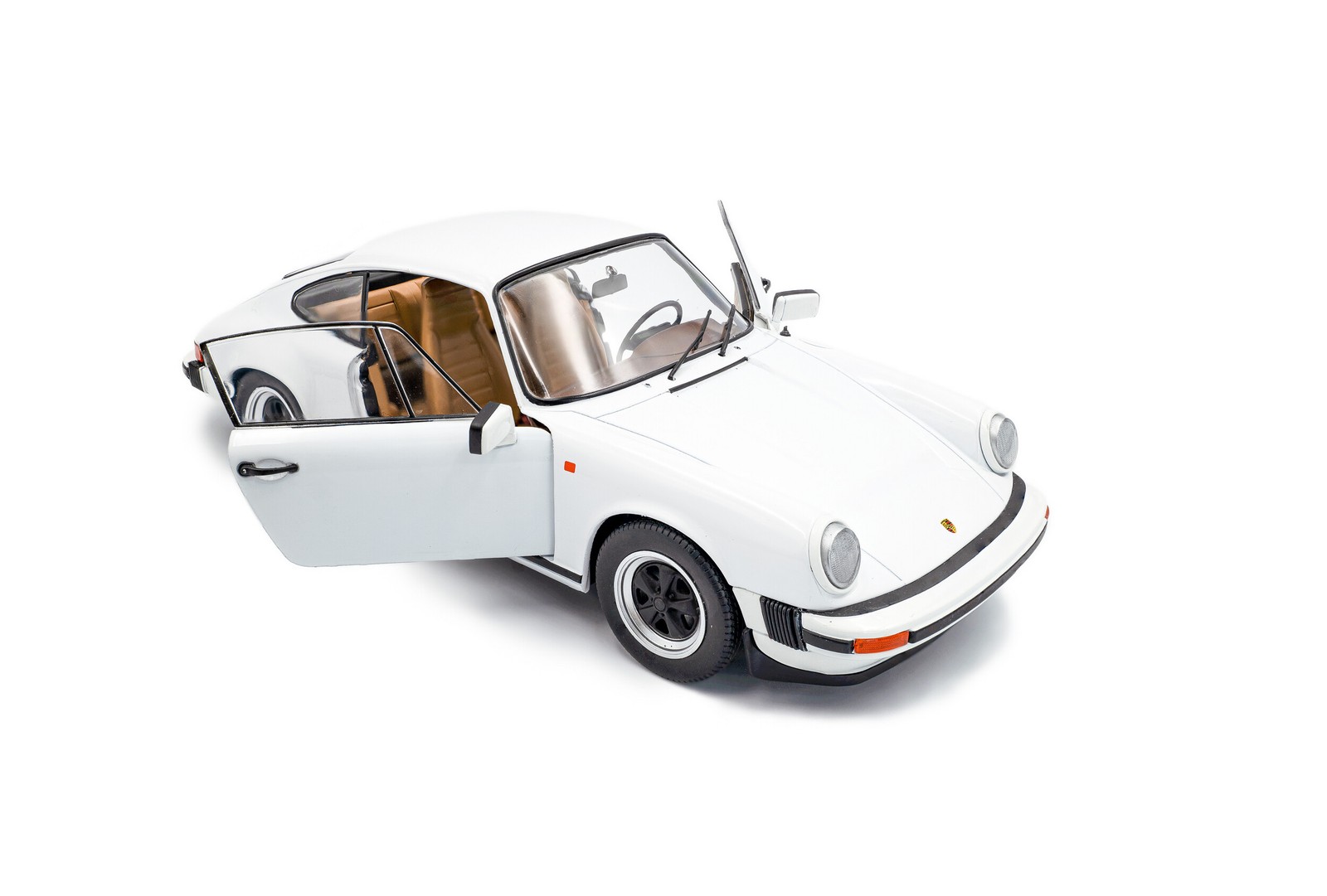 Porsche 911 930 3.0L SC Coupe 1974 white 1:18 Solido