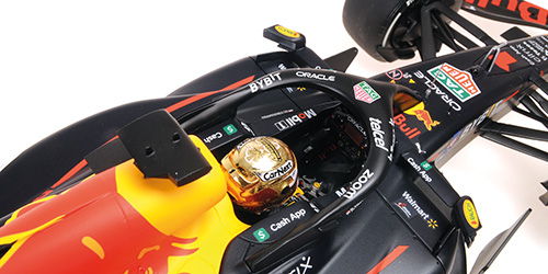 Red Bull Racing Honda RB18 #1 M.Verstappen Winner Abu Dhabi 2022 1:12 Minichamps