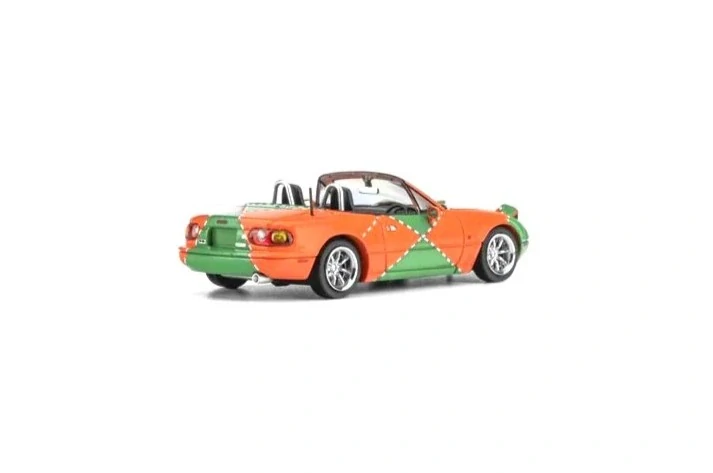 Mazda Custom MX5 NA *Le Mans Livery* orange/green 1:64 Microturbo