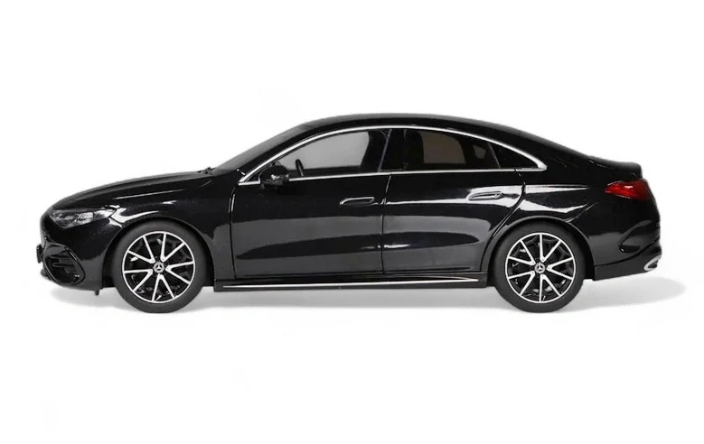 Mercedes-Benz CLA Coupe BEV black 1:18 NZG