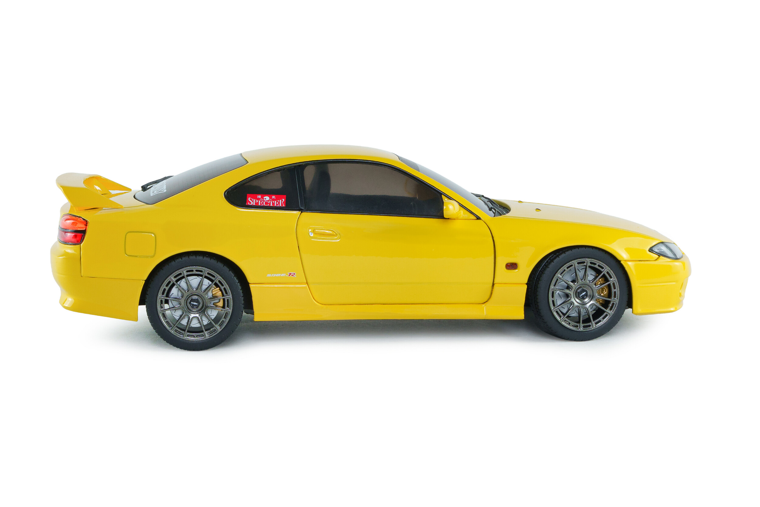Nissan Silvia S15 Spec-R Aero 1999 lightning yellow 1:18 Solido
