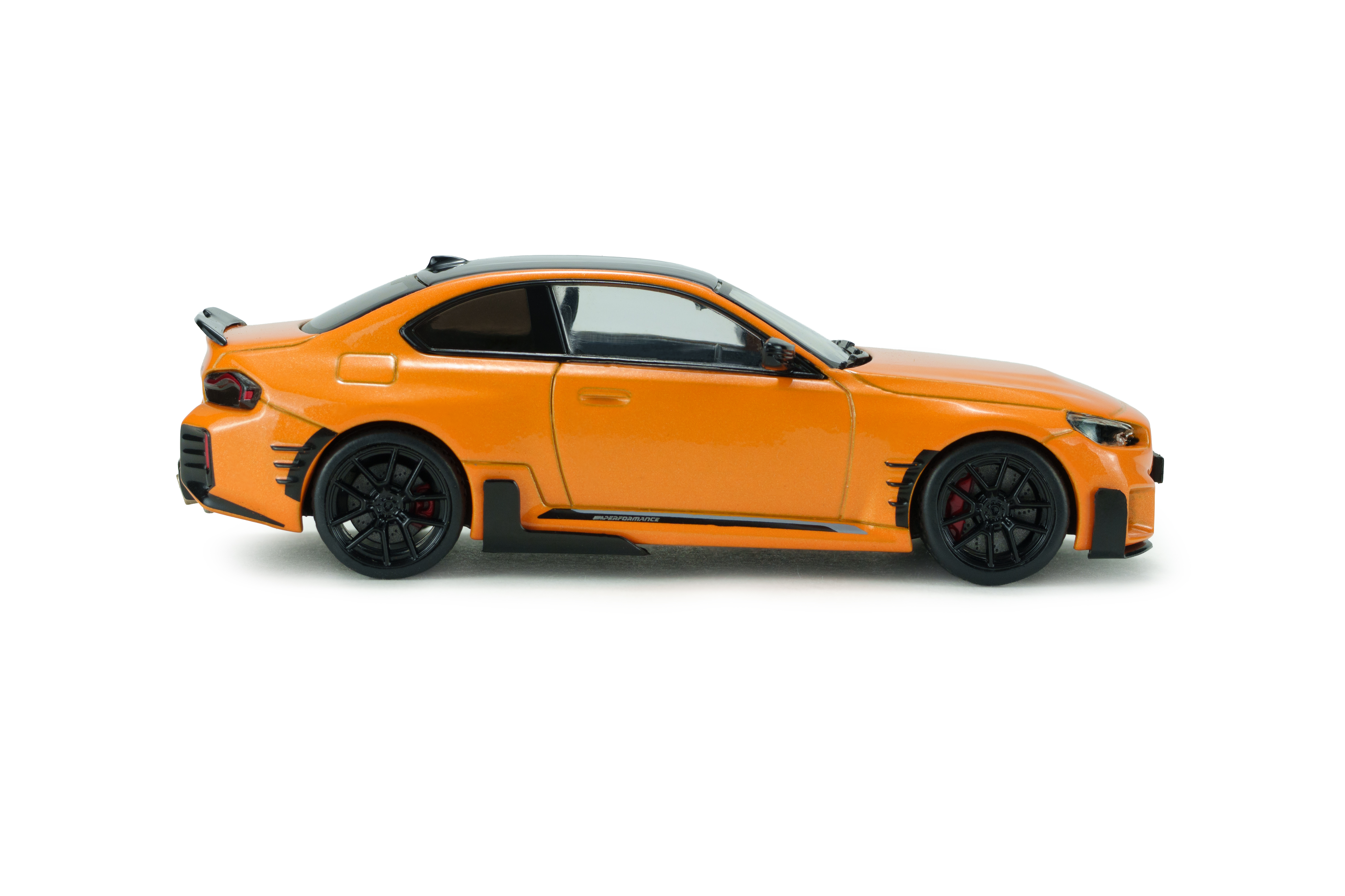 BMW M2 M Performance 2024 papaya orange 1:43 Solido