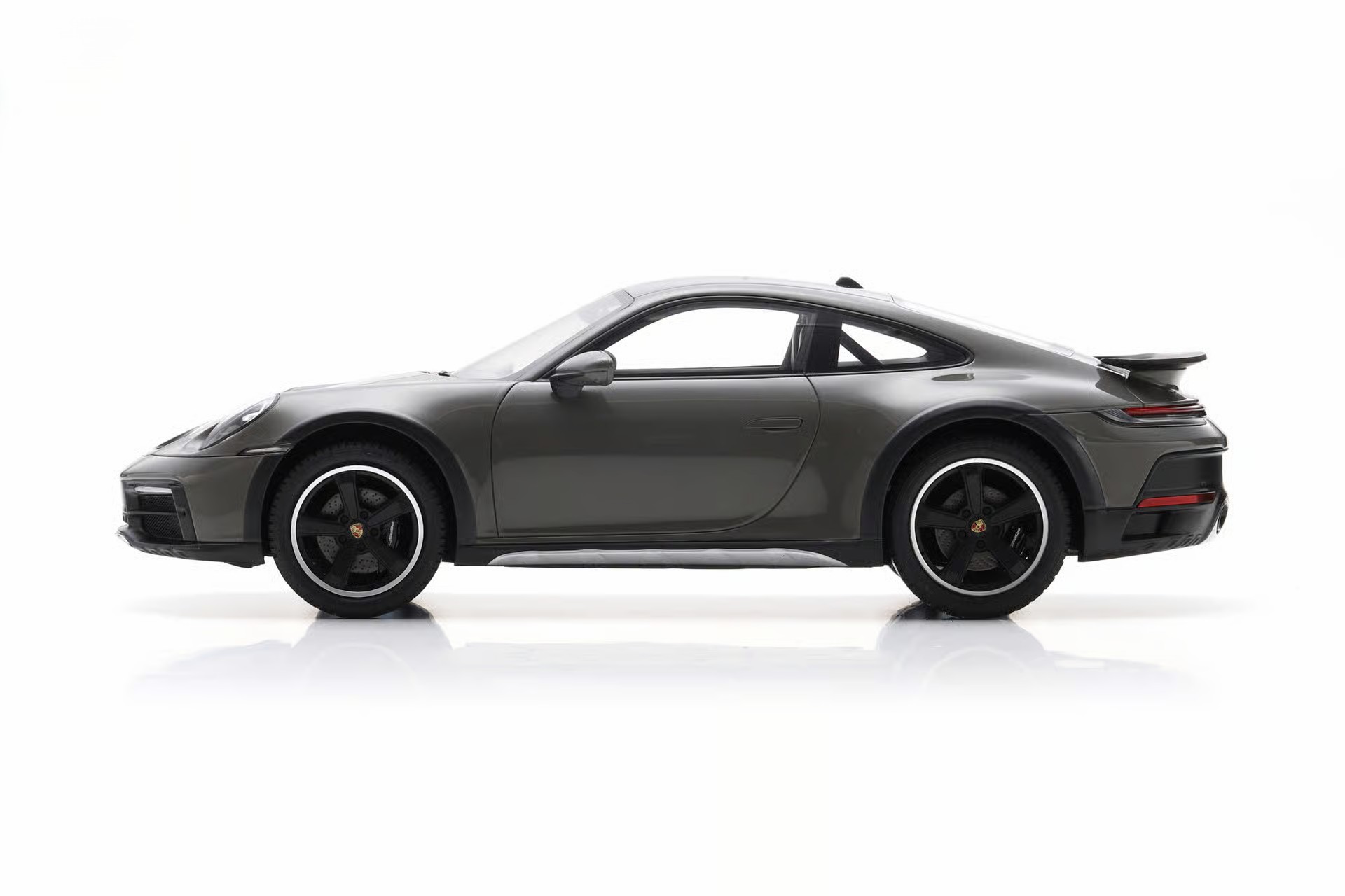 Porsche 911 Dakar 992 2023 Alex grey 1:12 Spark