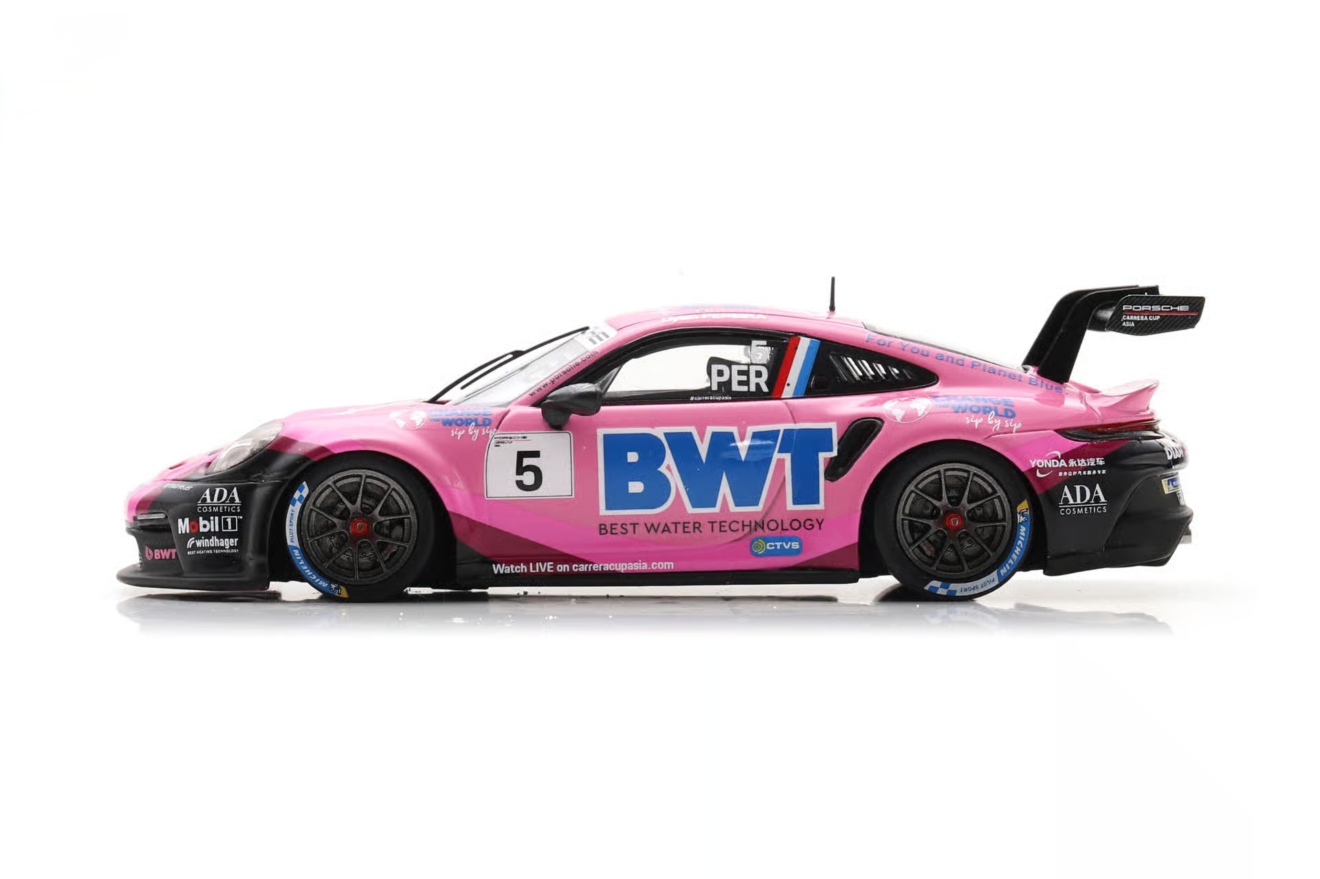 Porsche 911 GT3 Cup #5 D.Pereira Porsche Carrera Cup Asia Champion 2025 1:43 Spark