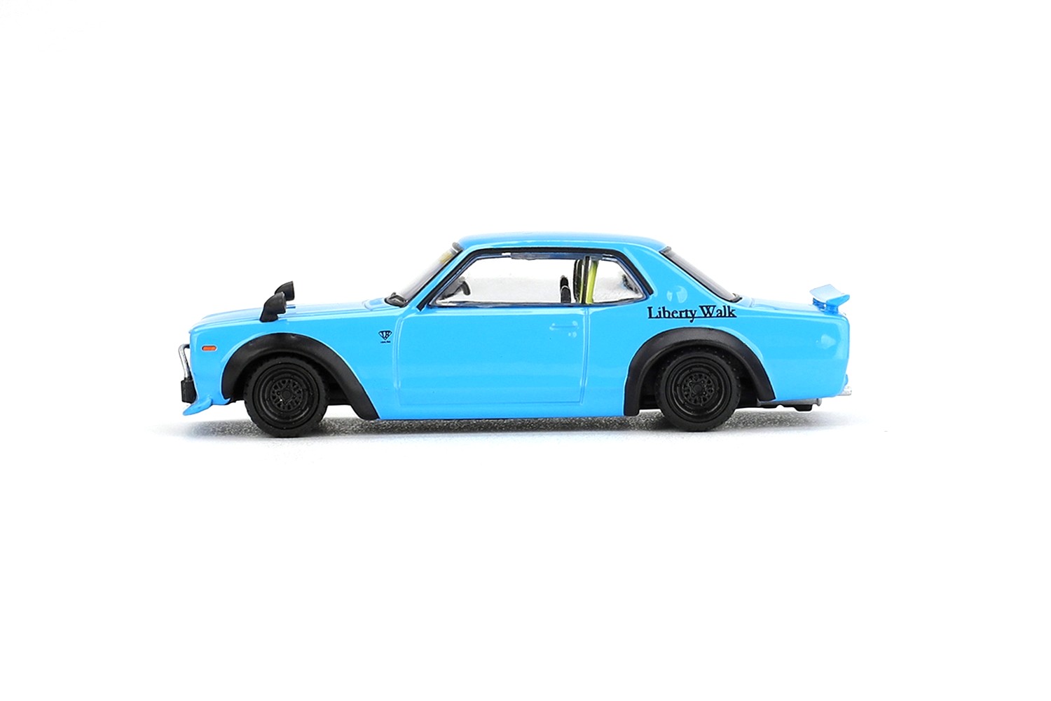 Nissan Hakosuka *Nissan LB-Works Hakosuka 2015* baby blue 1:64 Mini GT