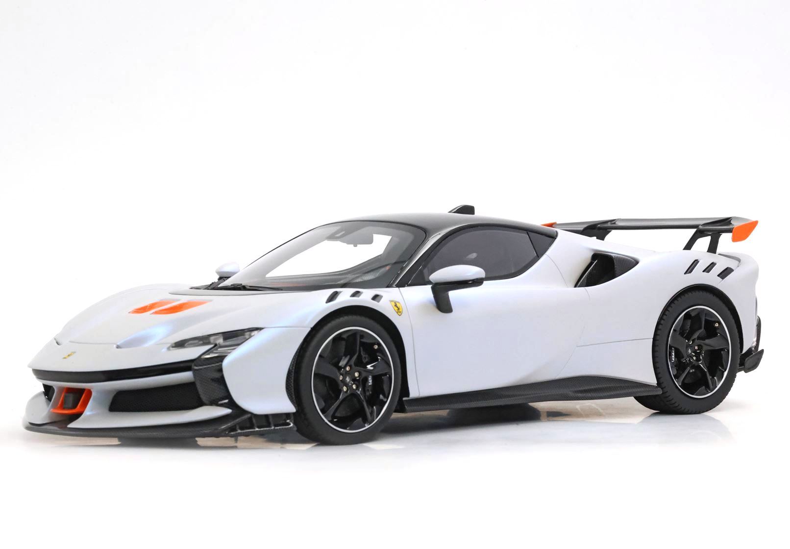 Ferrari SF90 XX Stradale Onda Marina and black roof 1:18 B.B.R. 