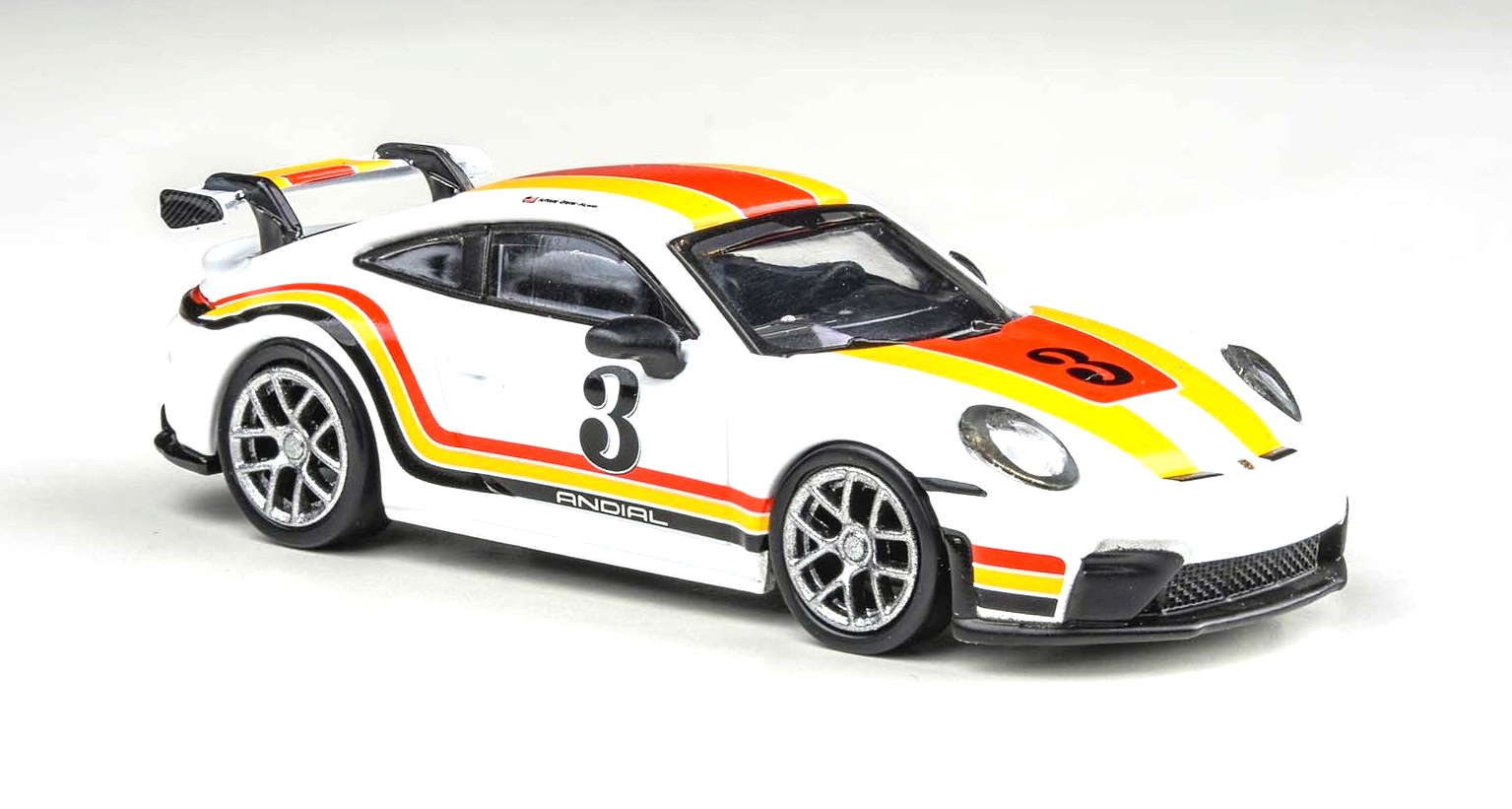 Porsche 911 992-2 GT3 Coupe 2025 #3 Andial Livery 1:64 Para64