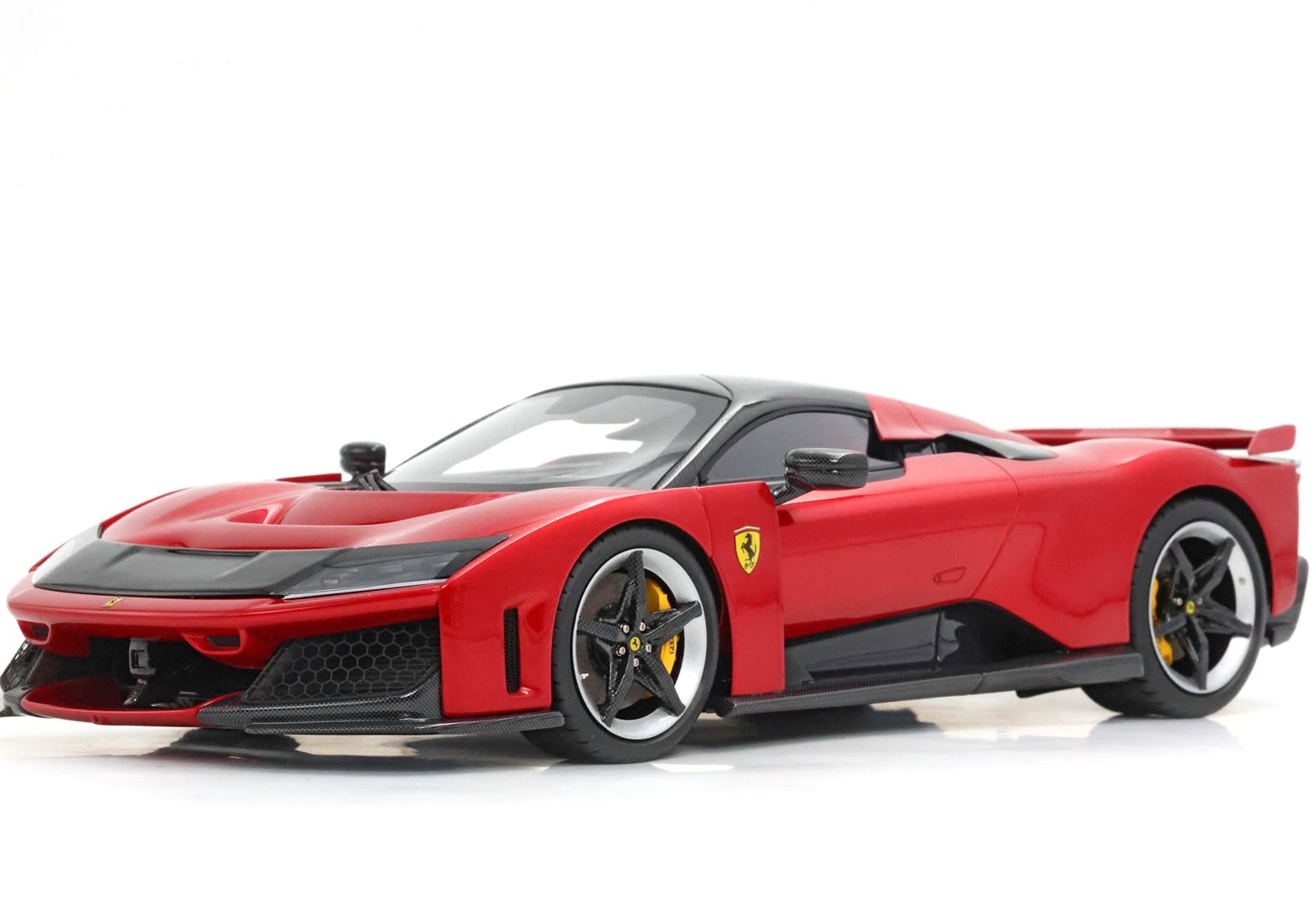 Ferrari F80 Rosso Supercar carbon wheels 1:18 B.B.R.