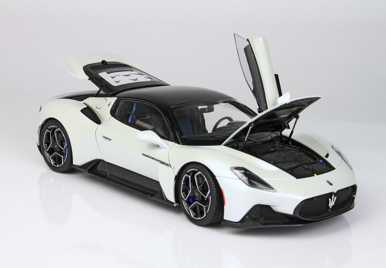 Maserati MC20 White Audace 1:18 B.B.R. 