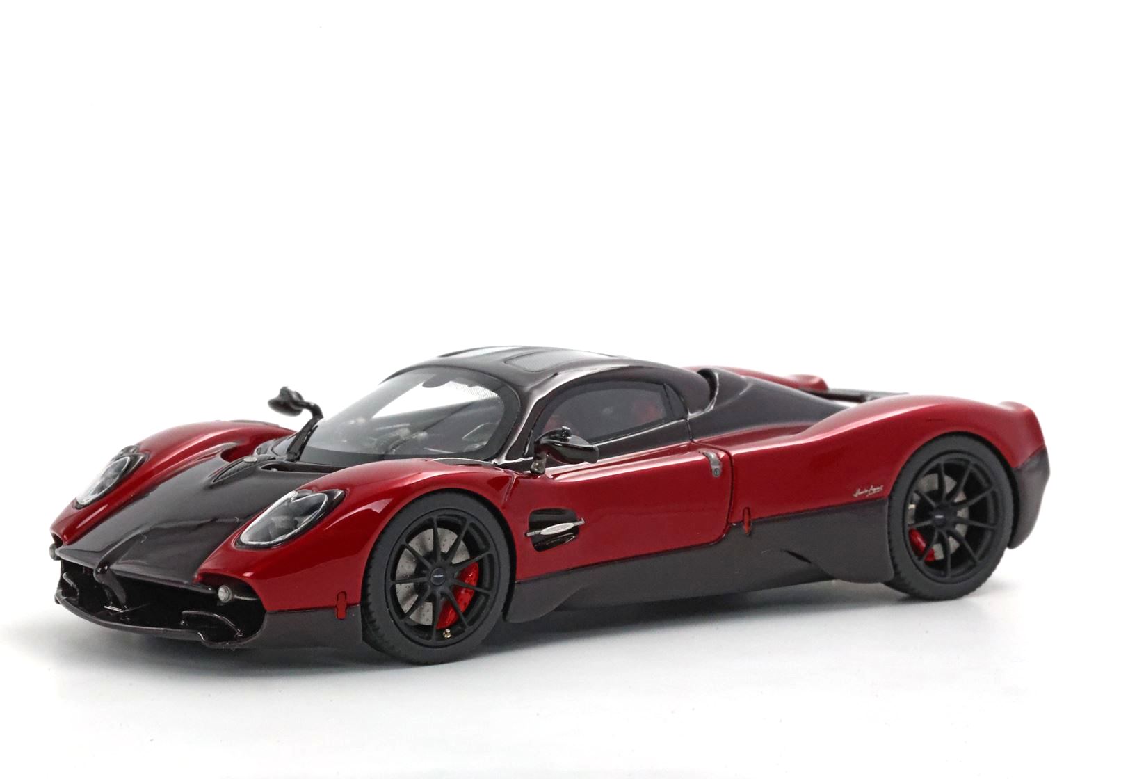 Pagani Utopia Rosso Dubai 1:43 B.B.R.