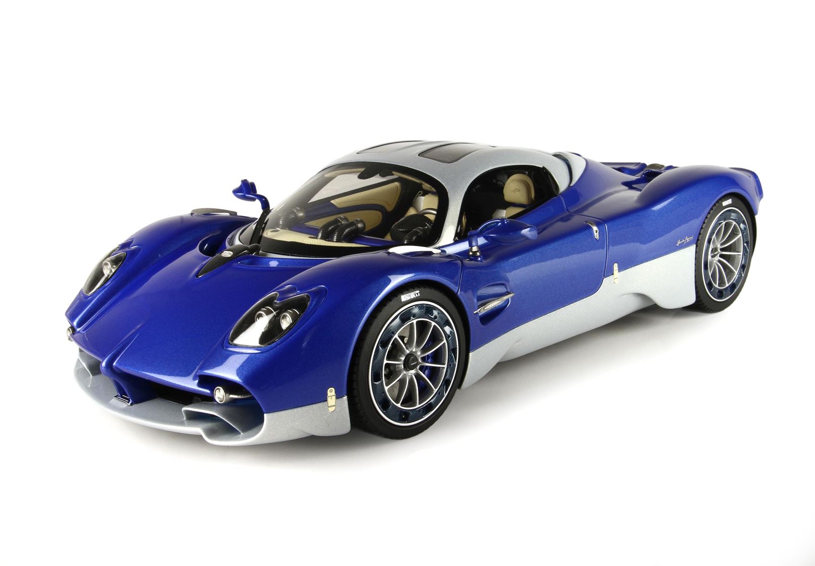 Pagani Utopia Blue Metallizzato 1:18 B.B.R. 