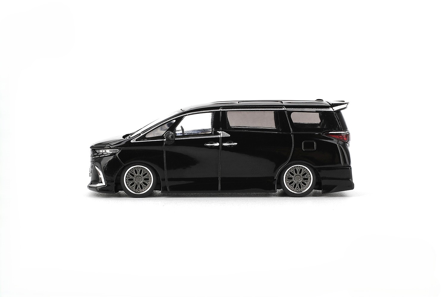 Toyota Alphard 40 2025 black 1:64 Mini GT