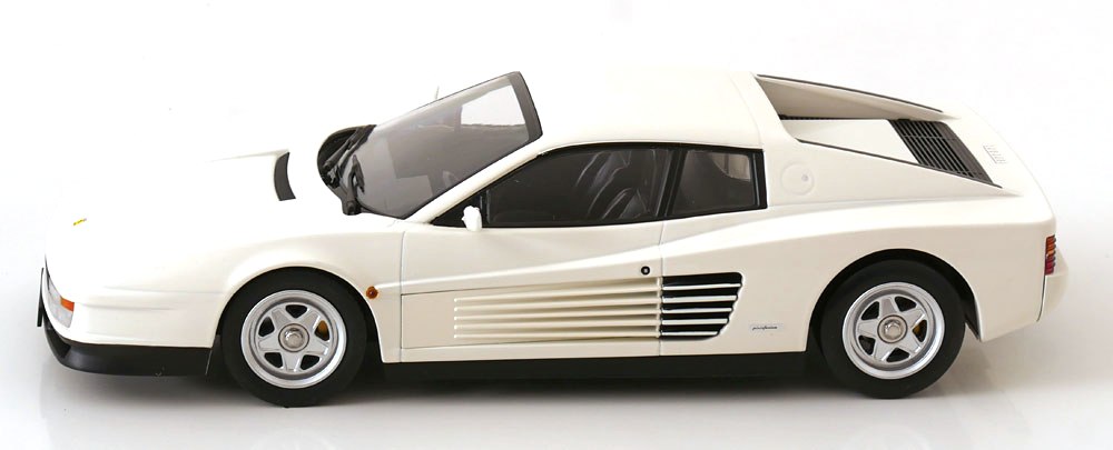 Ferrari Testarossa 1986 white 1:18 KK Scale
