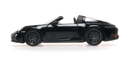 Porsche 911 (992.2) Targa 4 GTS 2024 black 1:43 Minichamps