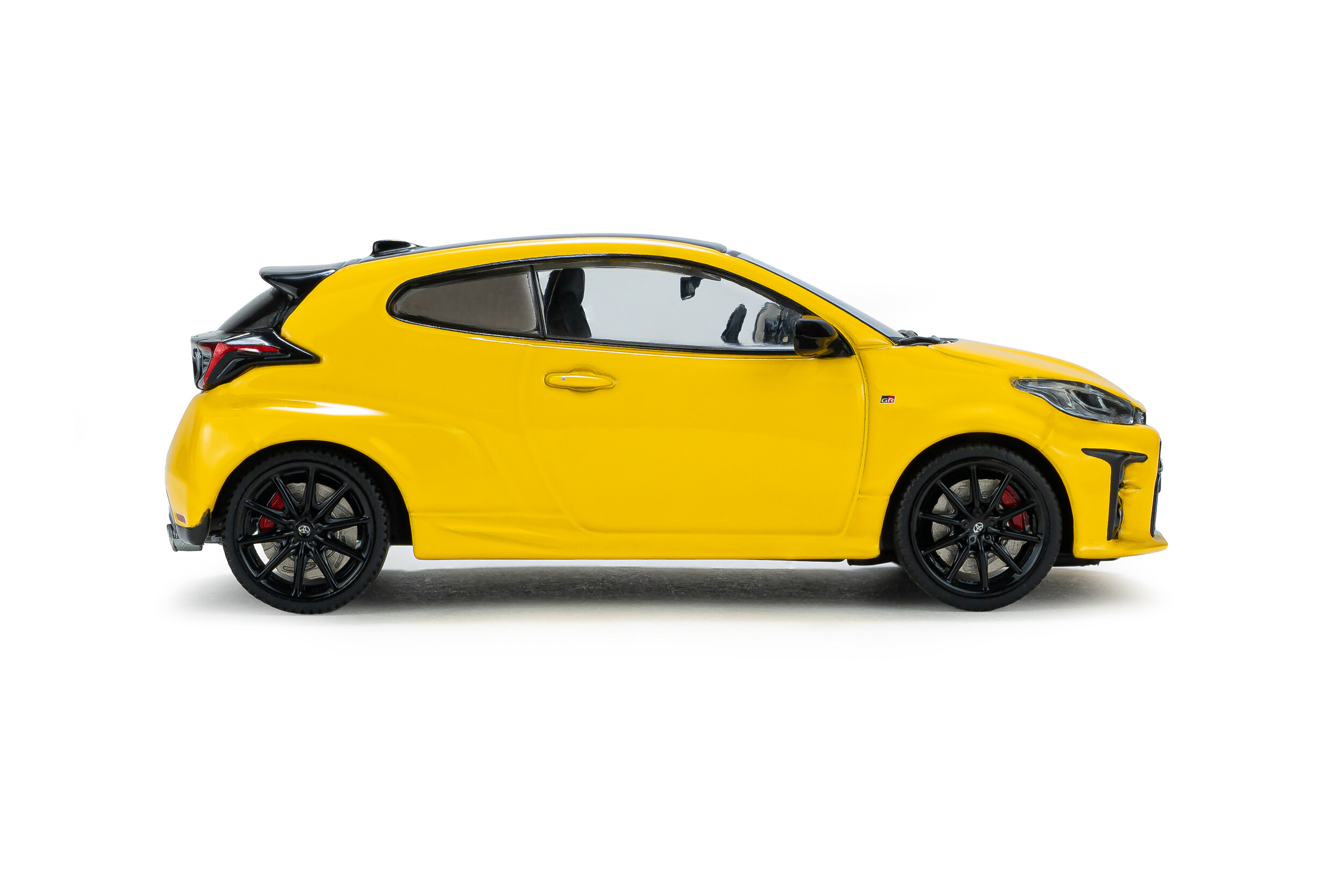 Toyota Yaris GT 2024 yellow 1:43 Solido