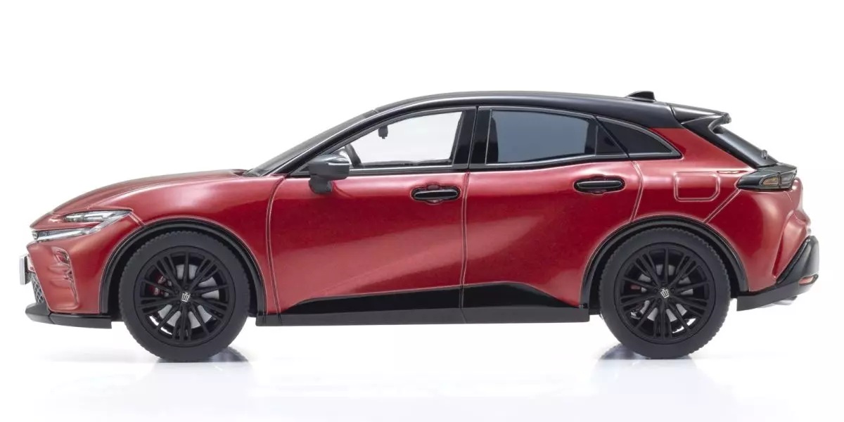 Toyota Crown Sport RS 2025 red 1:43 Kyosho