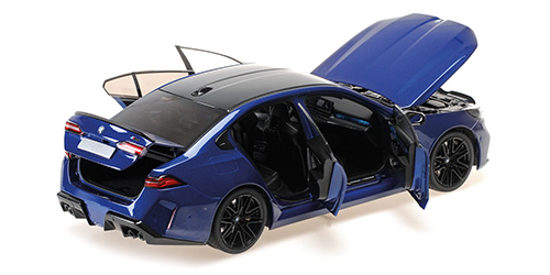 BMW M5 2024 blue metallic 1:18 Minichamps 