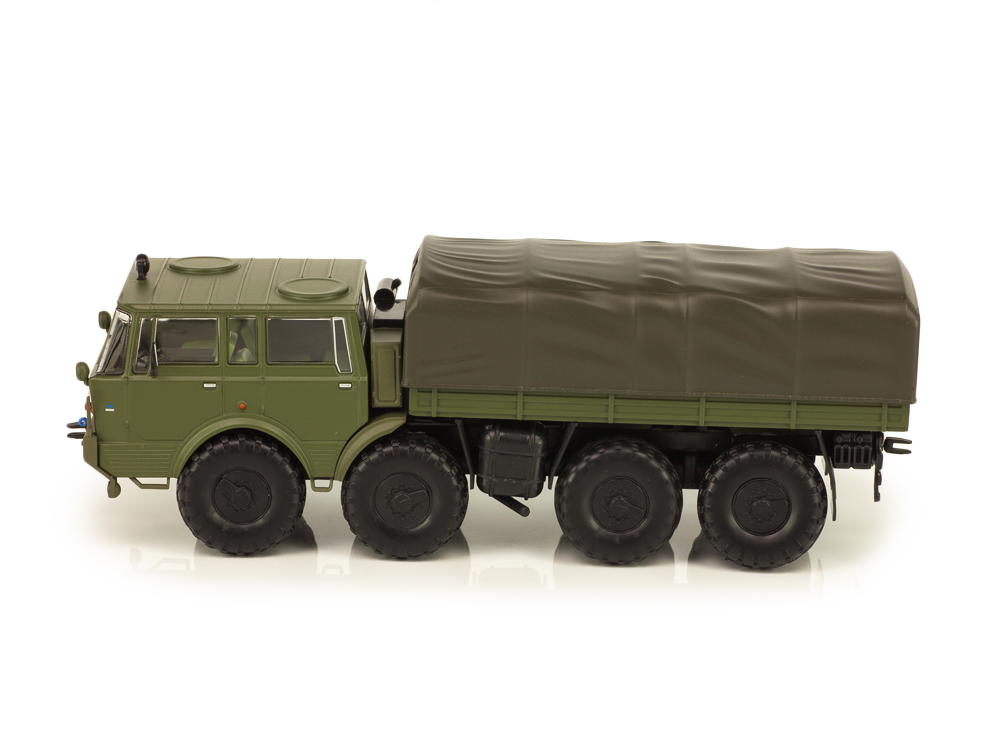 Tatra 813 8x8 1968 green 1:43 Ixo Models