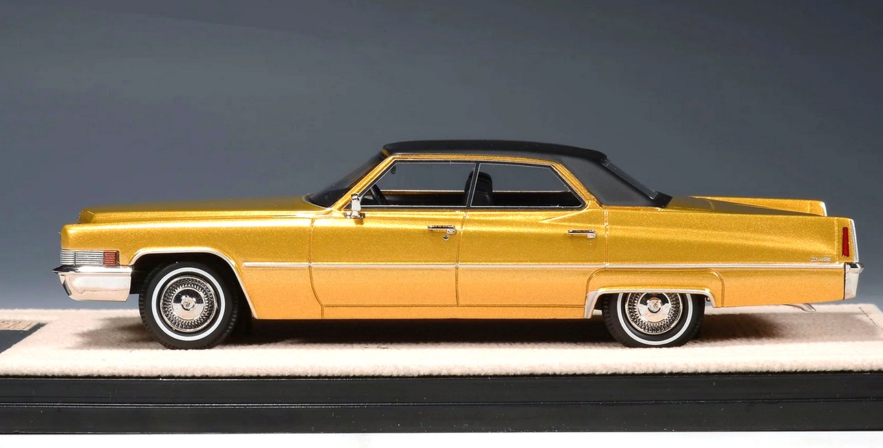 Cadillac Sedan De Ville 1970 regency bronze firemist 1:43 Stamp Models