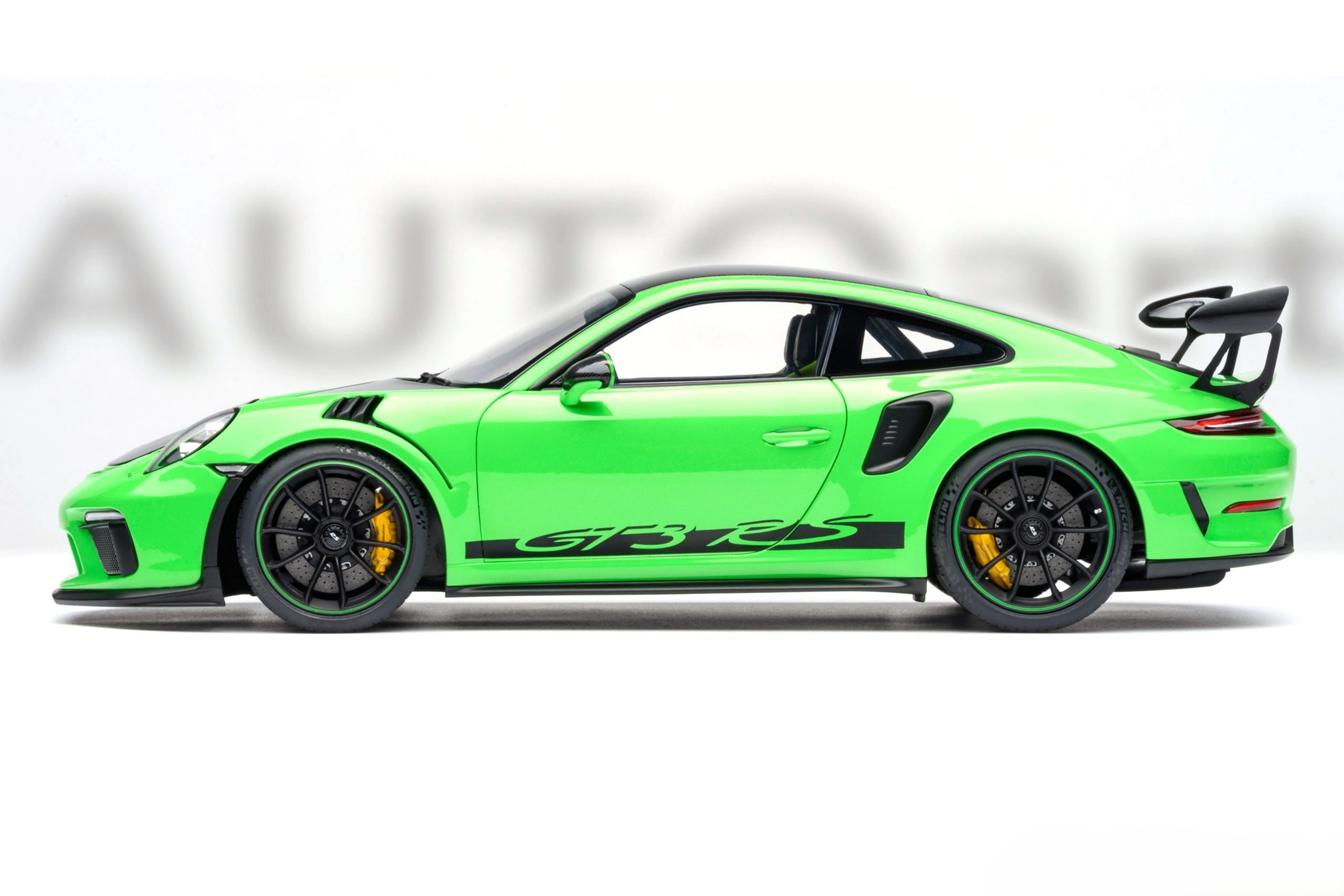 Porsche 911 GT3RS 2017 Weissach Package lizard green 1:18 AUTOart