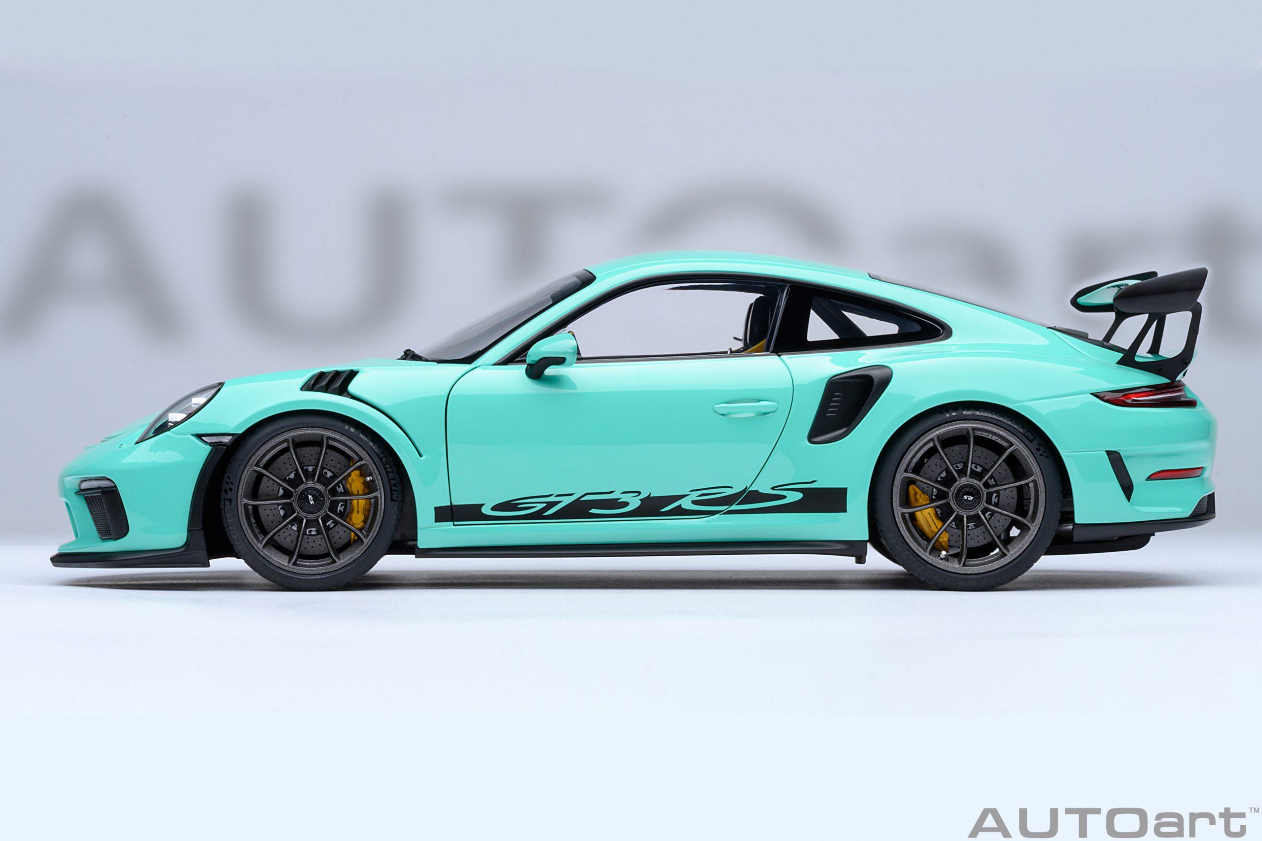 Porsche 911 911-2 GT3RS Coupe 2017 mint green 1:18 AUTOart