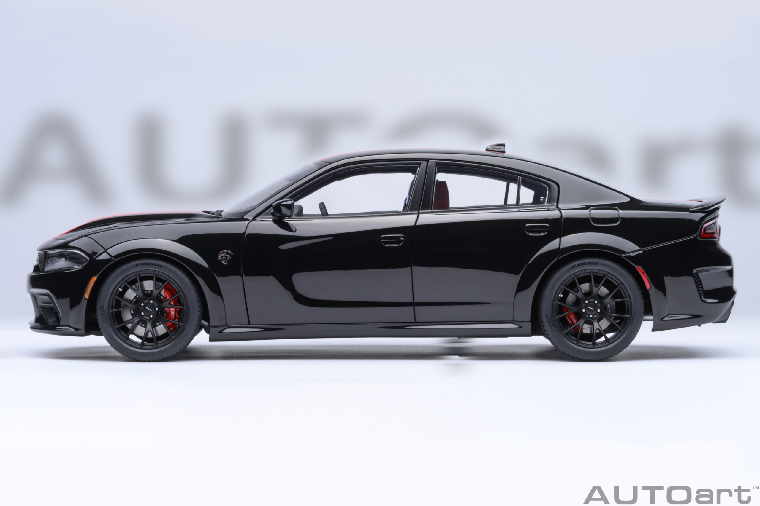 Dodge Charger SRT Hellcat Redeye Jailbreak Coupe 2023 pitch black 1:18 AUTOart