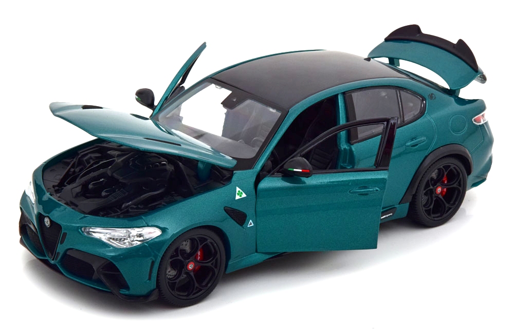 Alfa Romeo Giulia GTA 2020 green 1:18 Bburago