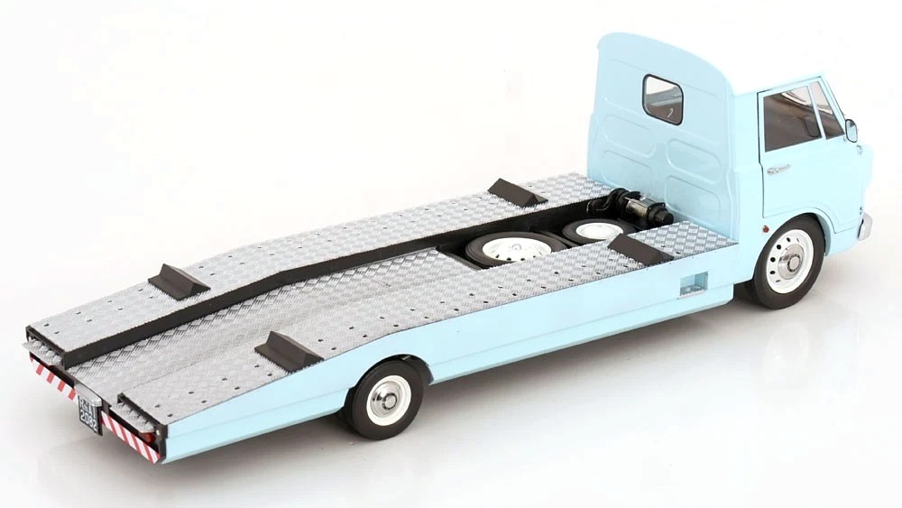 Alfa Romeo A12 Tow Truck 1967 light blue/white 1:18 Mitica