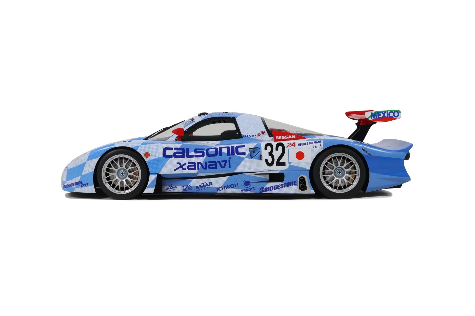 Nissan R390 GT1 #32 Le Mans 1998 blue 1:18 GT Spirit