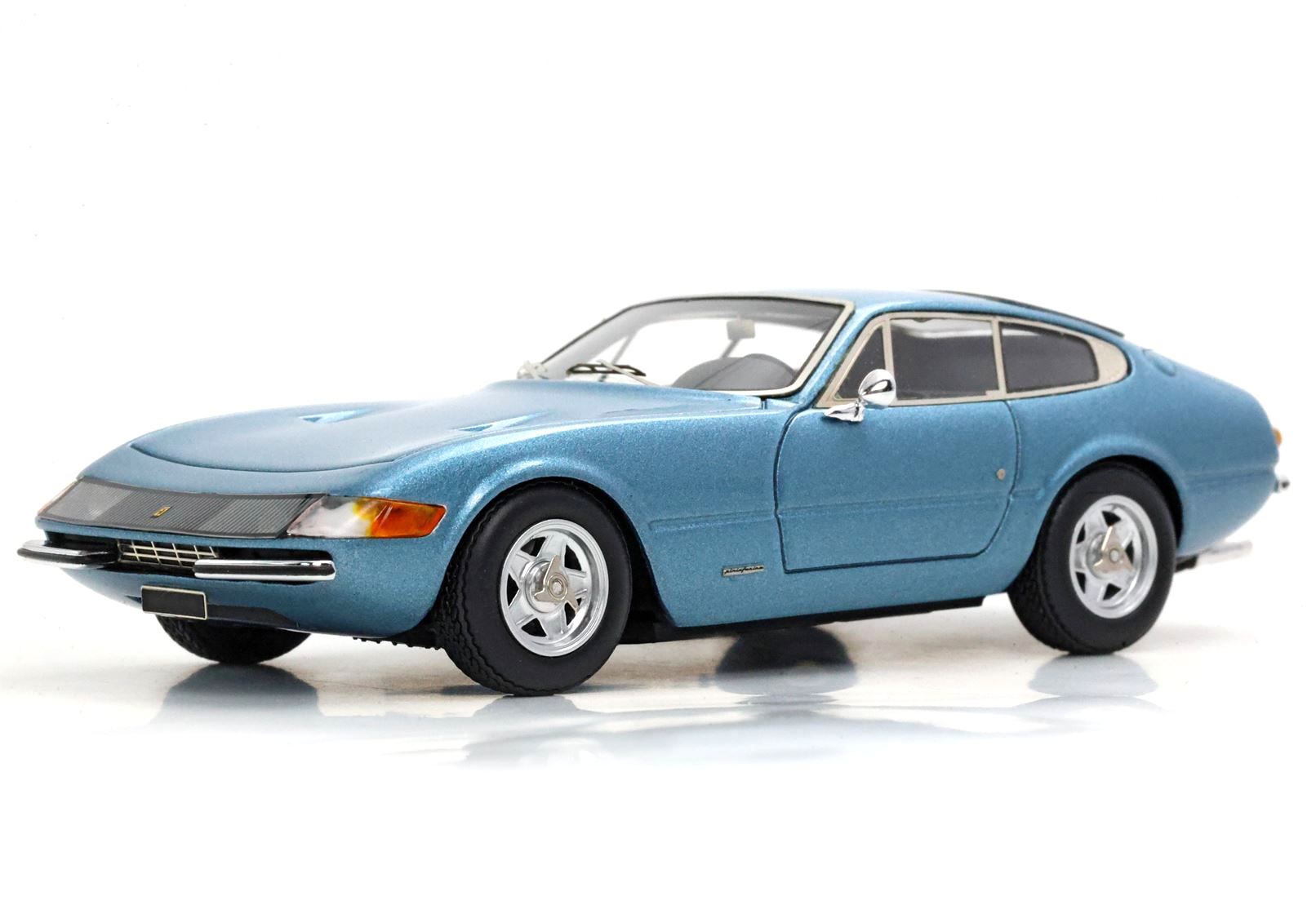 Ferrari Daytona 365 GTB/4 Metallic light blue 1:43 B.B.R.