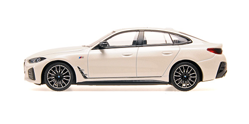BMW I4 M50 2022 white metallic 1:43 Minichamps