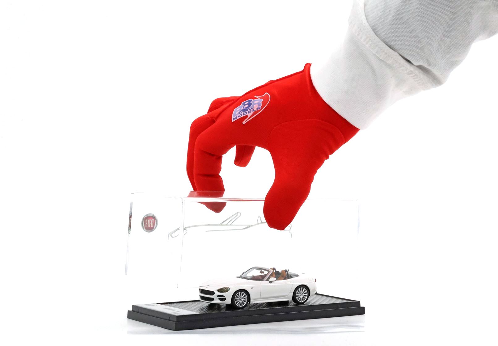 Fiat 124 Spider Bianco Gelato 1:43 B.B.R.