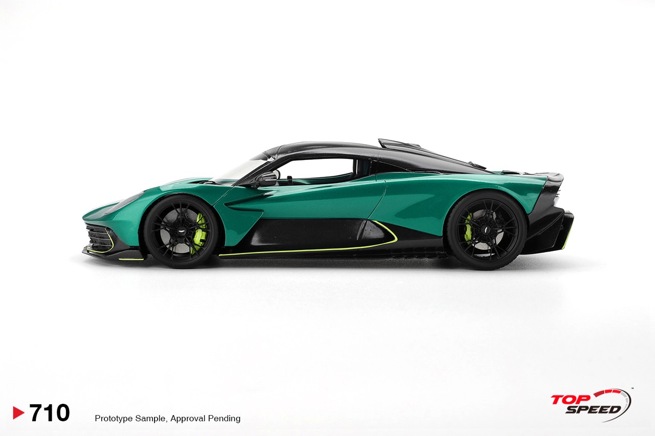 Aston Martin Valhalla 2025 podium green 1:18 TopSpeed Models