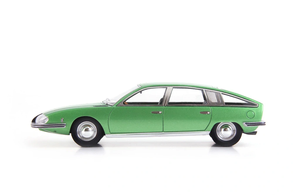 BMC 1800 Pininfarina 1967 green 1:43 AutoCult