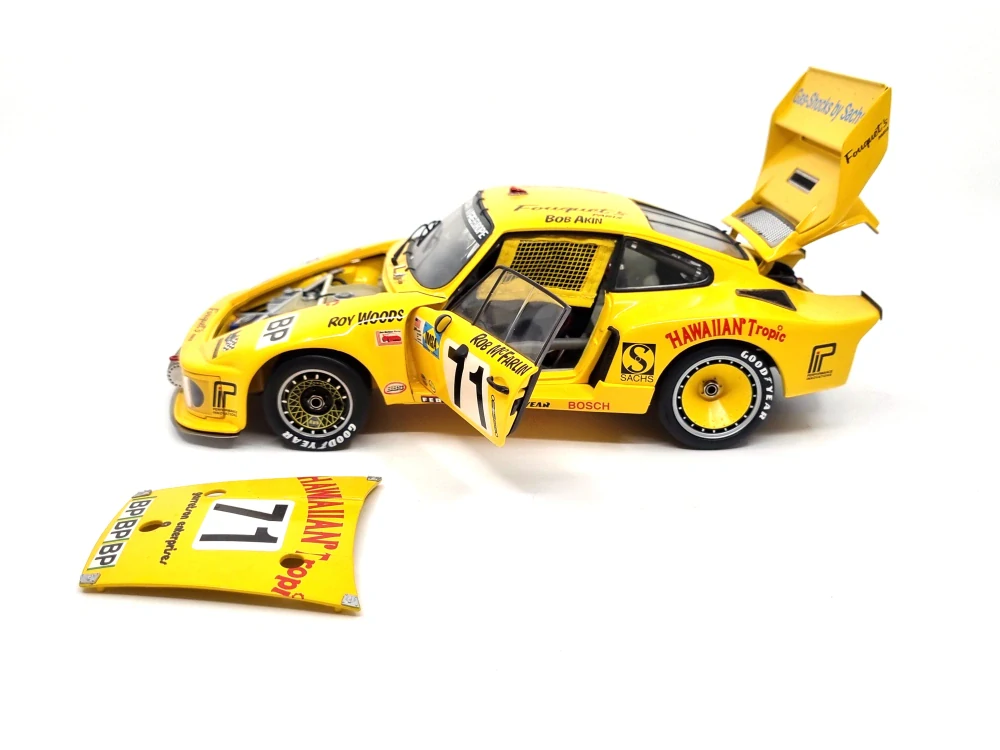 Porsche 935 #71 Akin/Woods/McFarland Le Mans 1979 1 :18 Exoto