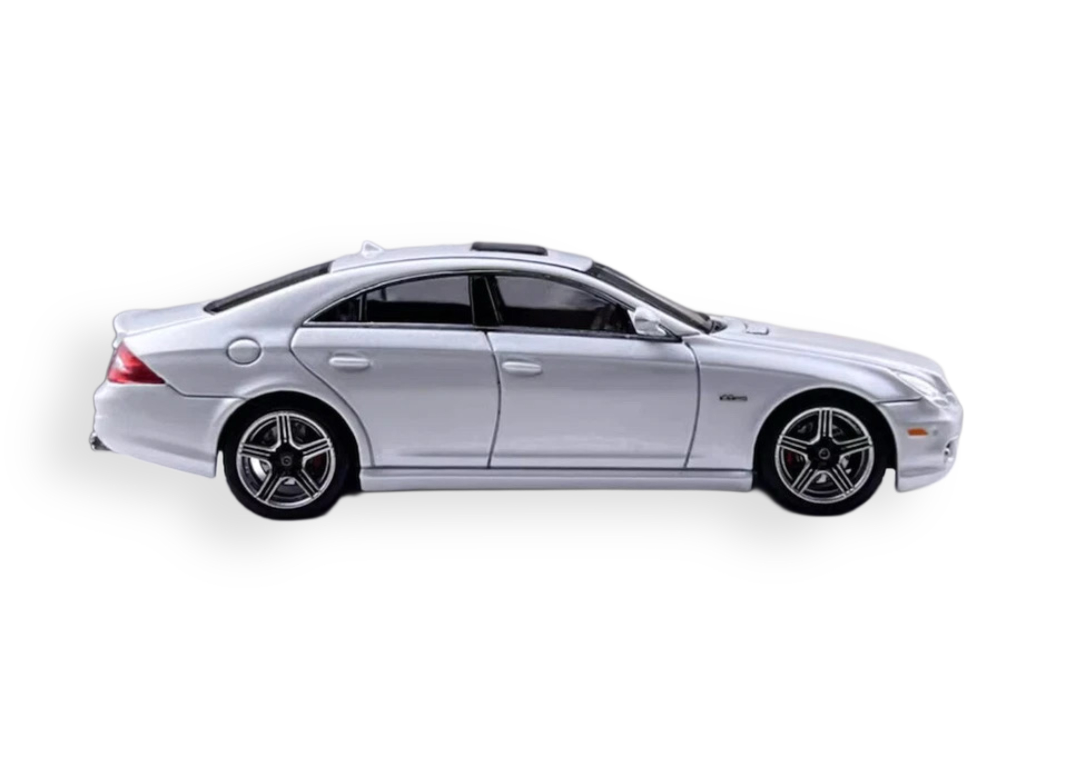 Mercedes-Benz CLS63 AMG white 1:64 Focal Horizon