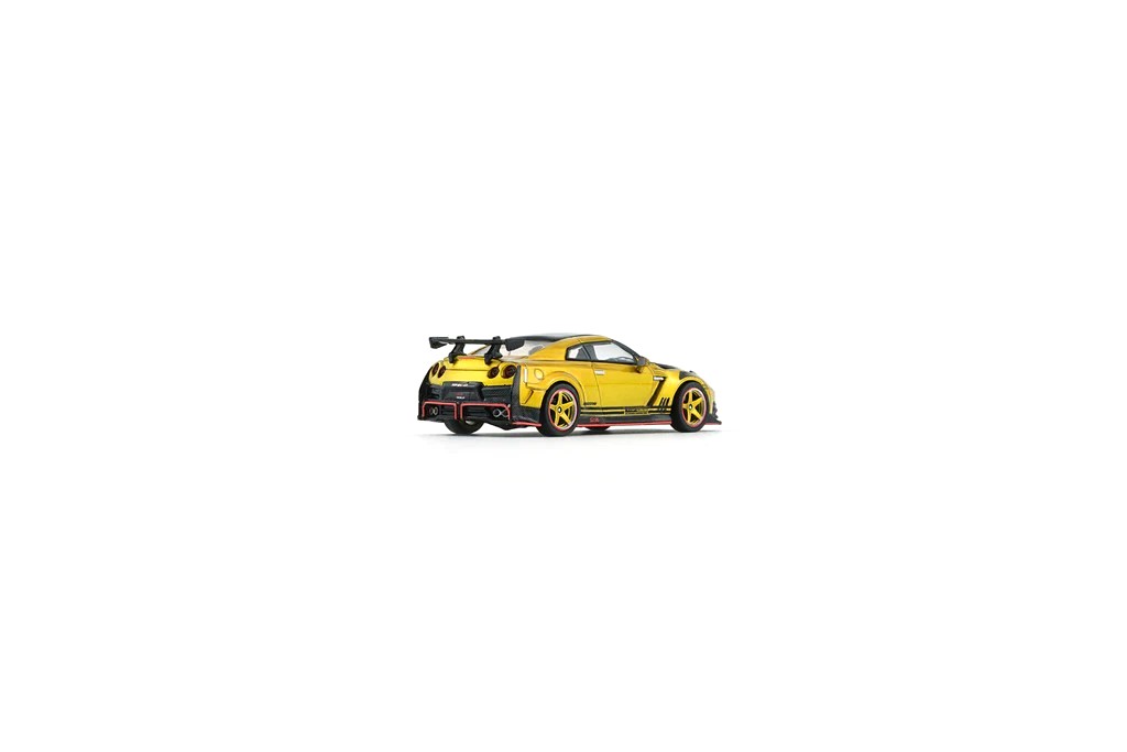Nissan 35 GT-R Top Secret *RHD* Tokyo Auto Salon Japan 2026 gold/carbon 1:64 BM Creations