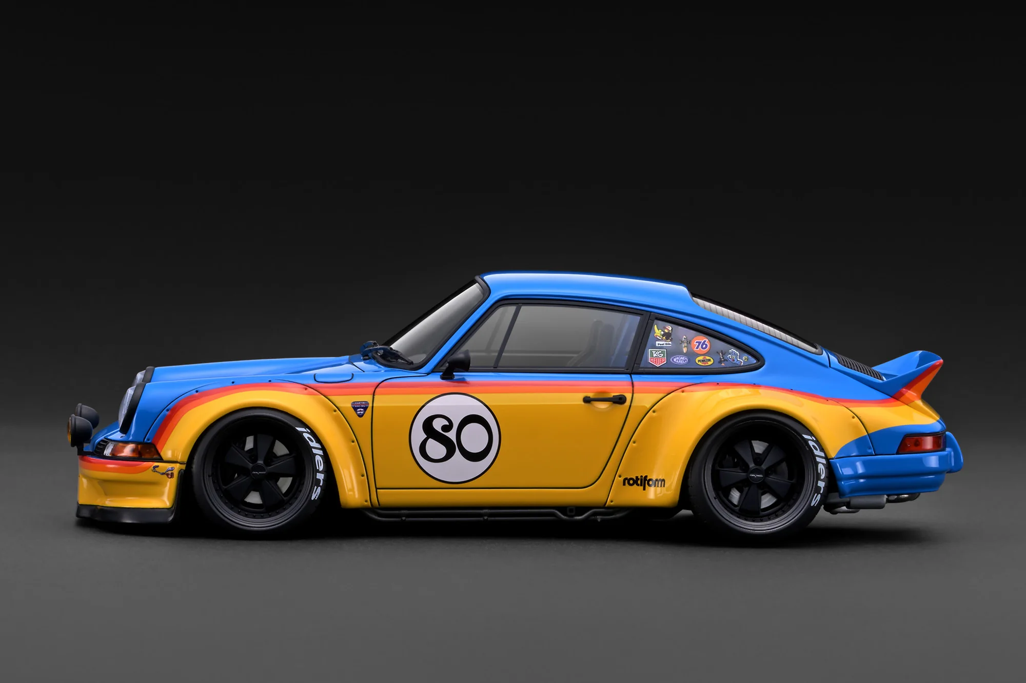 Porsche RWB Backdate yellow/blue 1:18 Ignition Model