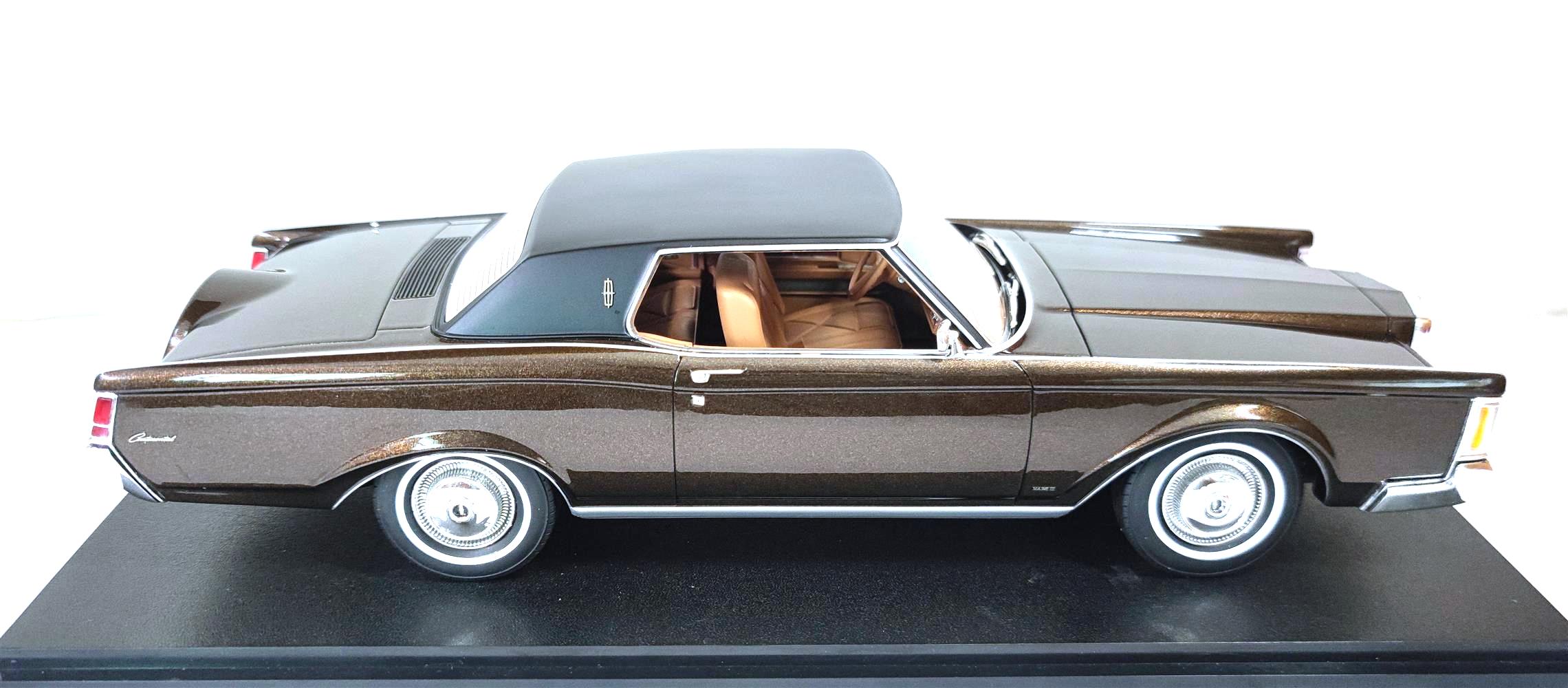 Lincoln Continental MKIII 1971 brown metallic 1:18 Cult Scale Models
