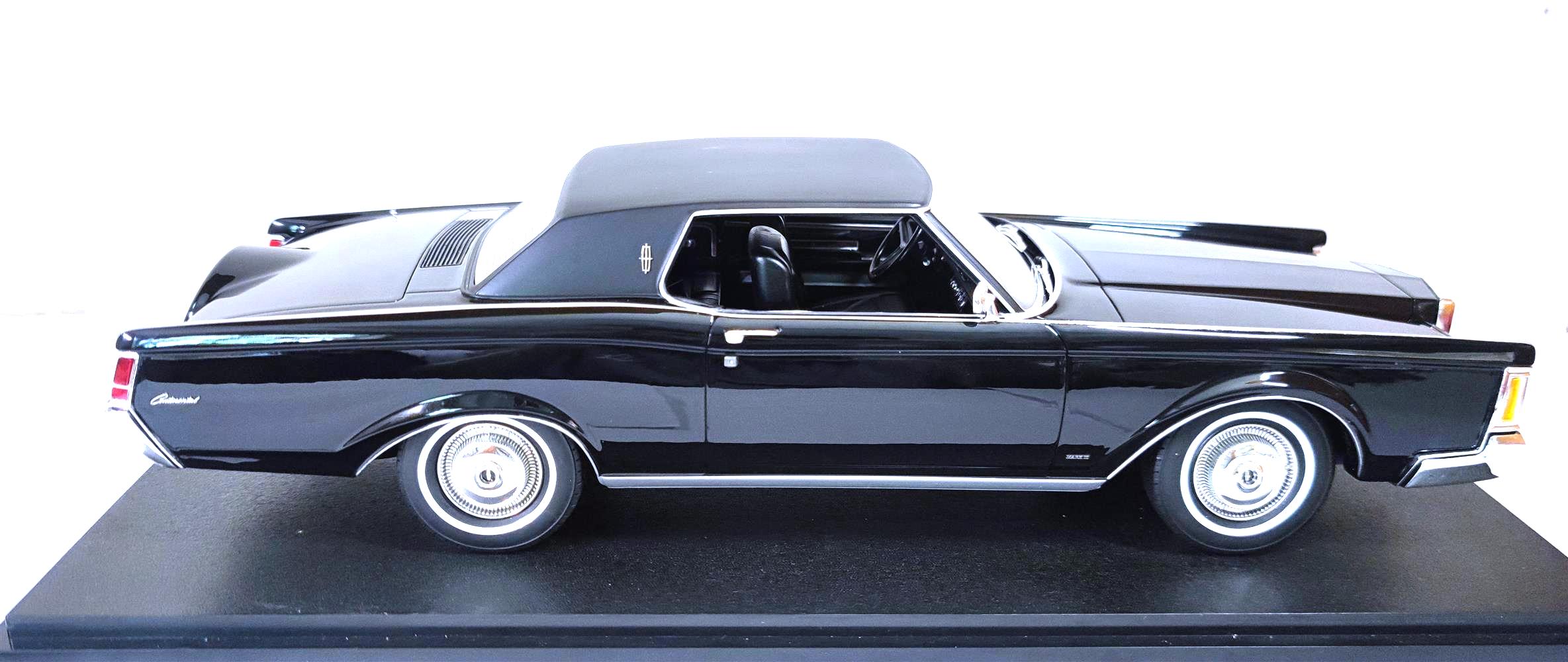 Lincoln Continental MKIII 1971 black 1:18 Cult Scale Models
