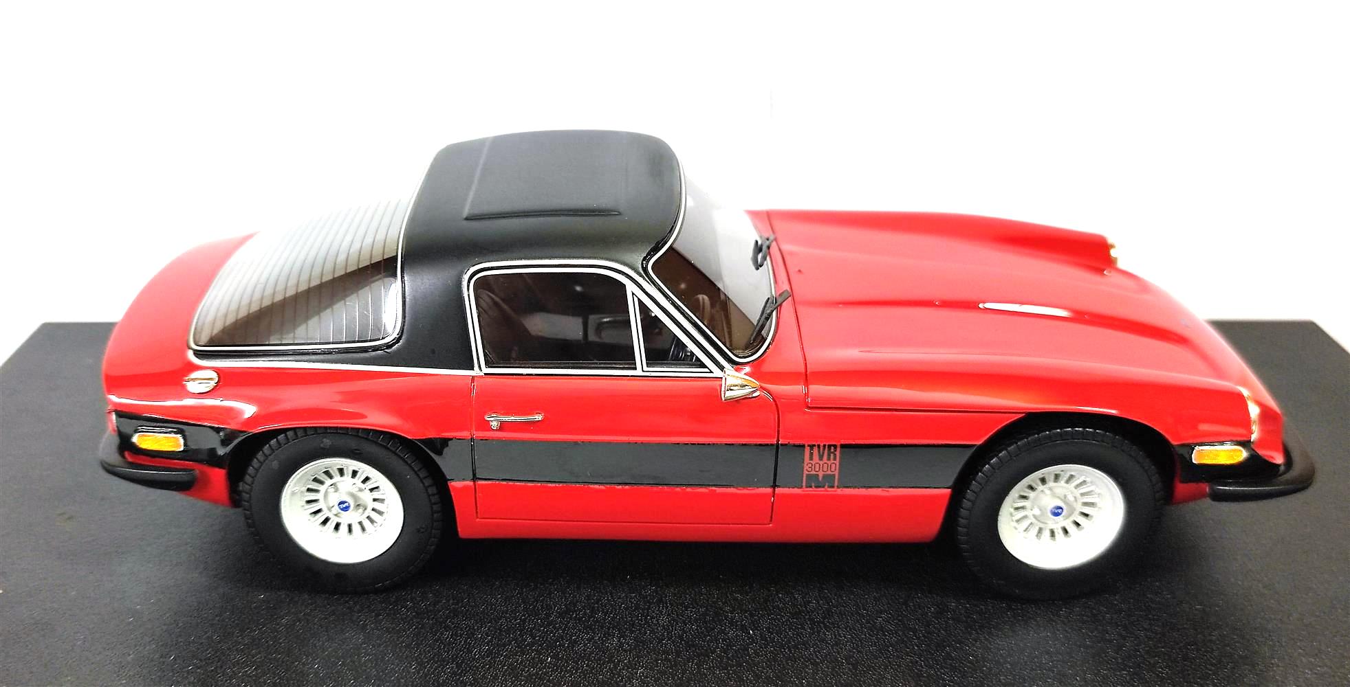 TVR 3000M 1973 red 1:18 Cult Scale Models