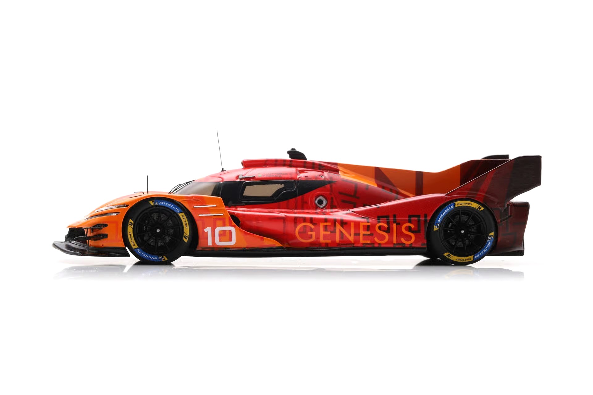Genesis GMR-001 1:43 Spark