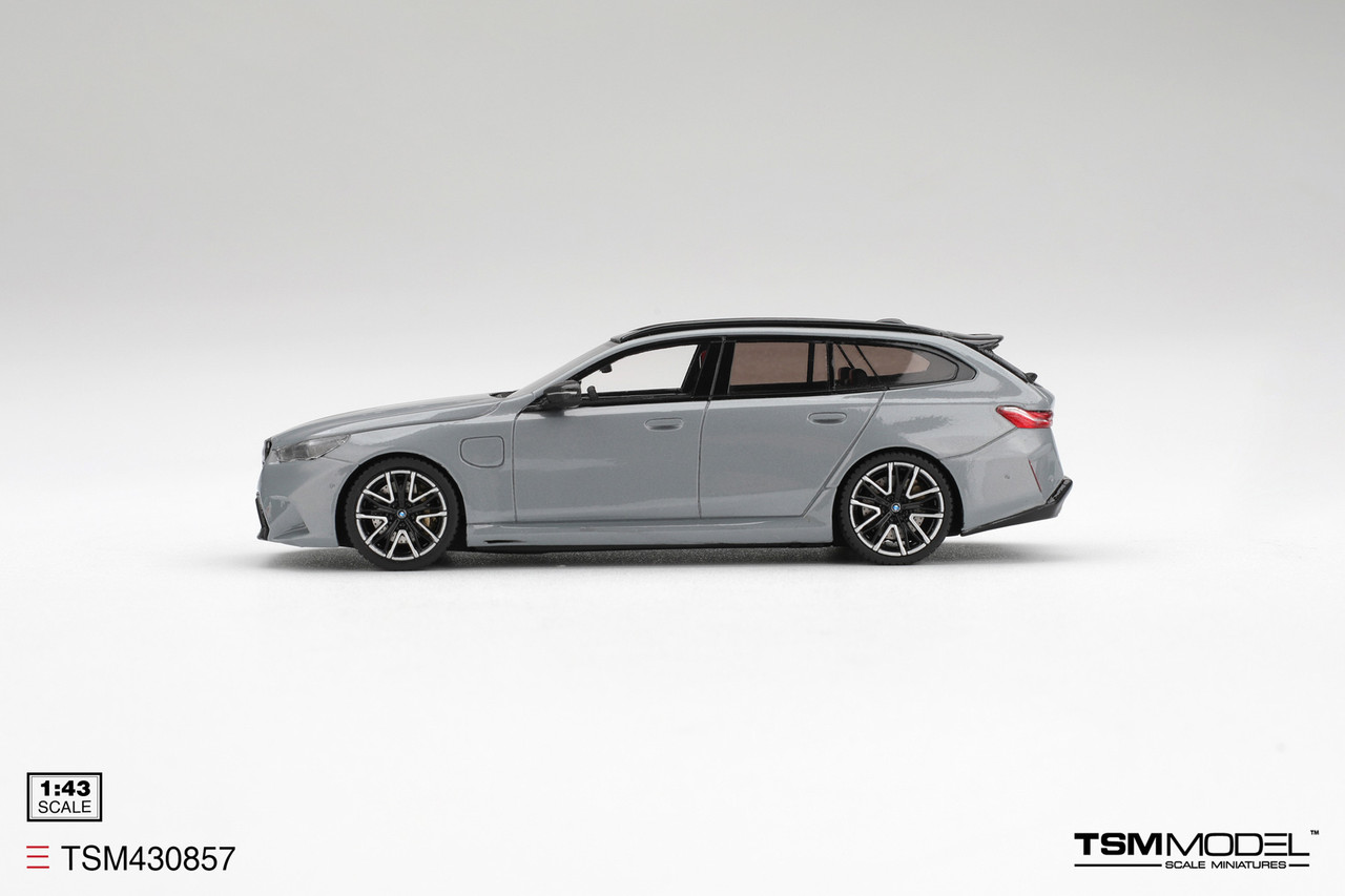 BMW M5 G99 2025 Brooklyn grey metallic 1:43 TSM Model